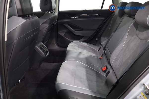 Used Volkswagen Passat 2025 for sale - 76219444: Photo 13