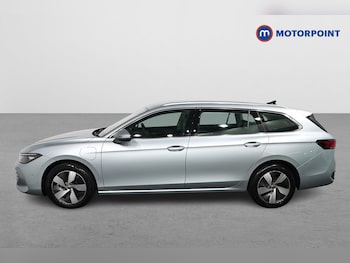 Used Volkswagen Passat 2025 for sale - 76219444: Photo 4