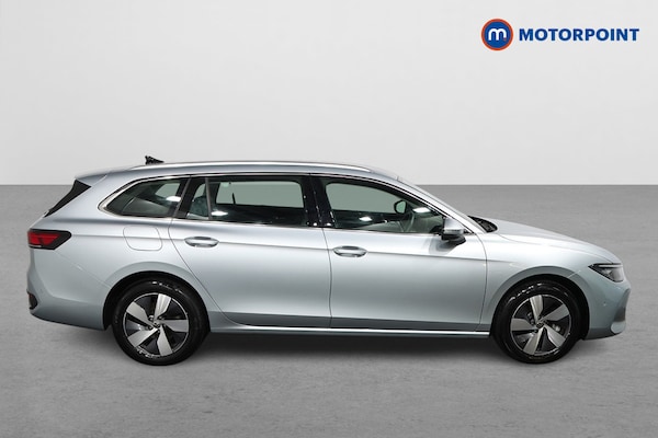 Used Volkswagen Passat 2025 for sale - 76219444: Photo 8