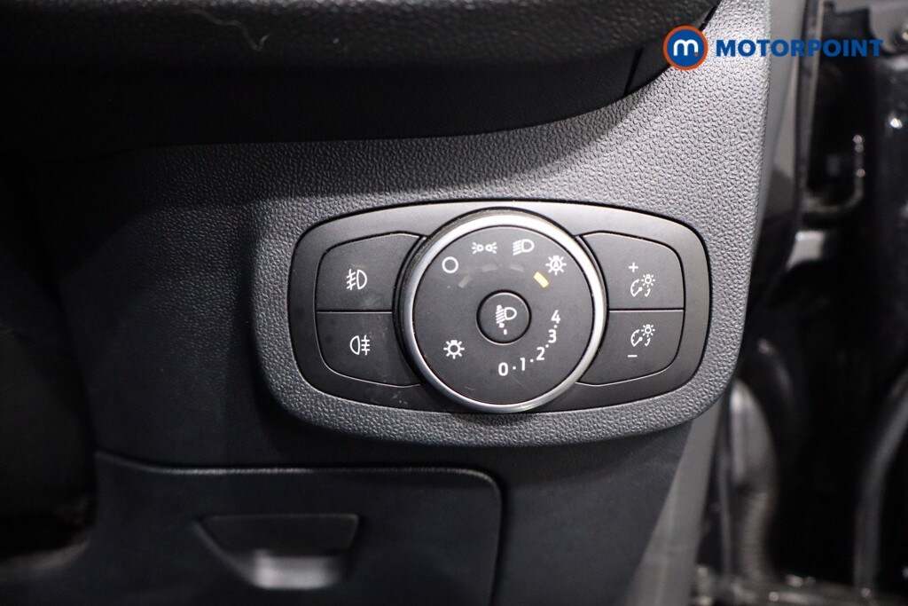 Used Ford Fiesta 2020 for sale - 76303211: Photo 29