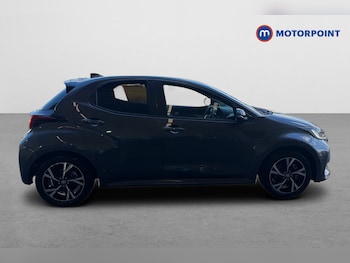 Used Toyota Yaris 2024 for sale - 78926748: Photo
