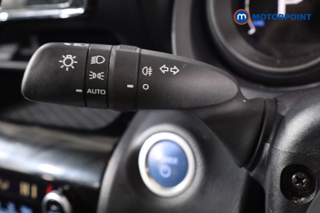 Used Toyota Yaris Cross 2024 for sale - 76859530: Photo 24