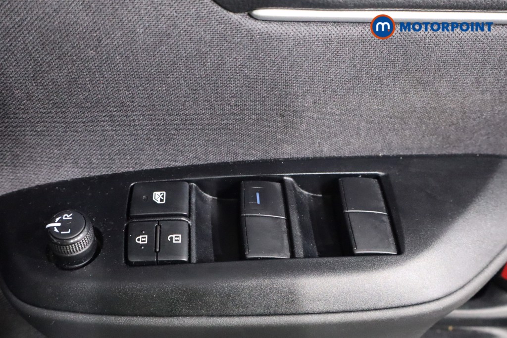 Used Toyota Yaris Cross 2024 for sale - 76859530: Photo 27