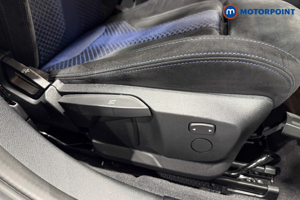 Used BMW 1 Series 2024 for sale - 76467965: Photo 11