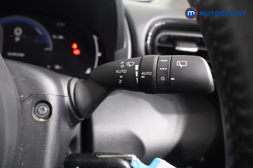 Used Toyota Yaris 2024 for sale - 77033958: Photo 19