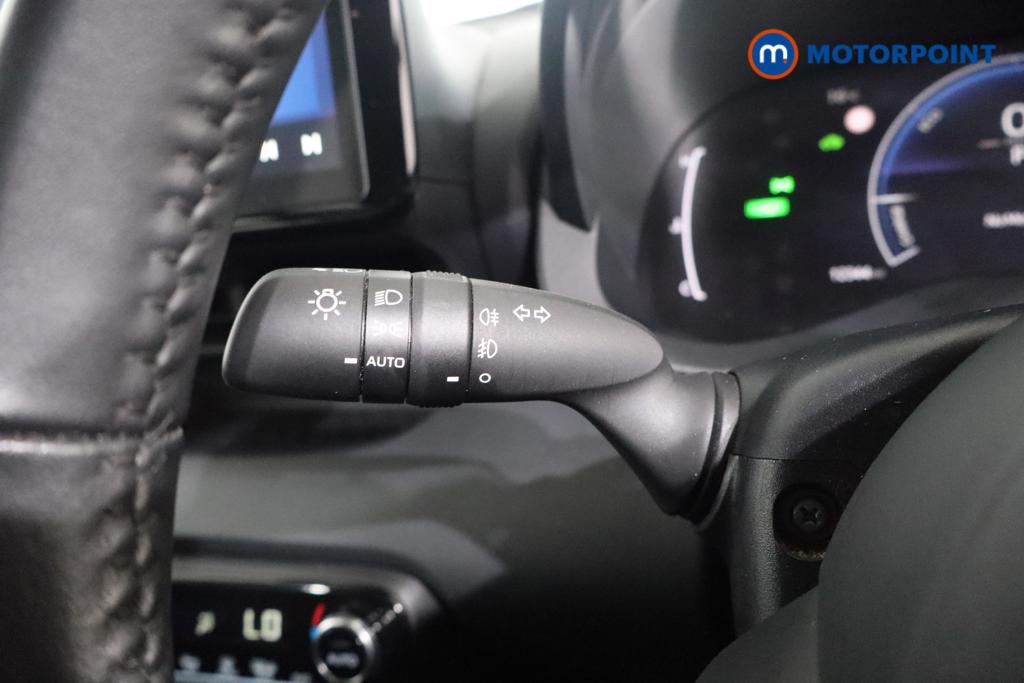 Used Toyota Yaris 2024 for sale - 77033958: Photo 20