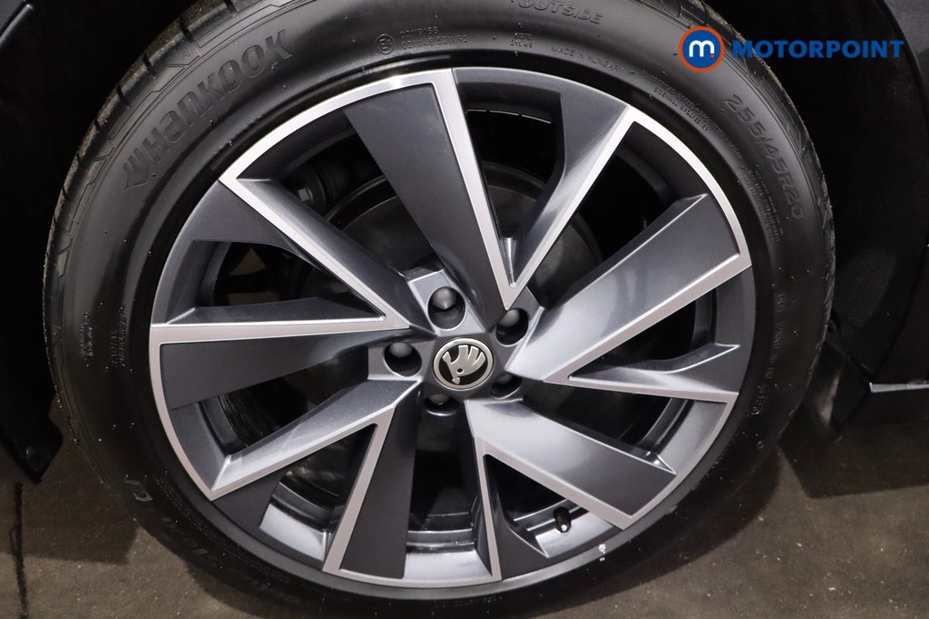 Used Skoda Enyaq 2024 for sale - 77639747: Photo 17