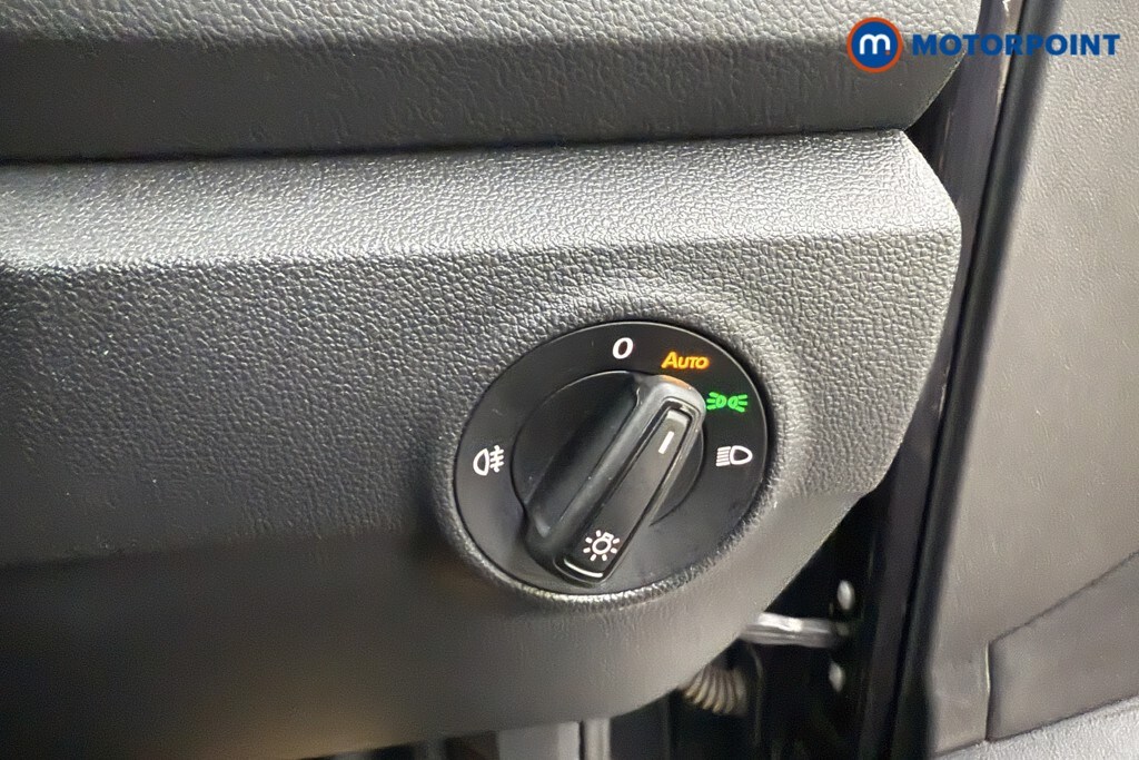 Used Volkswagen T-Roc for sale - 78177030: Photo 21