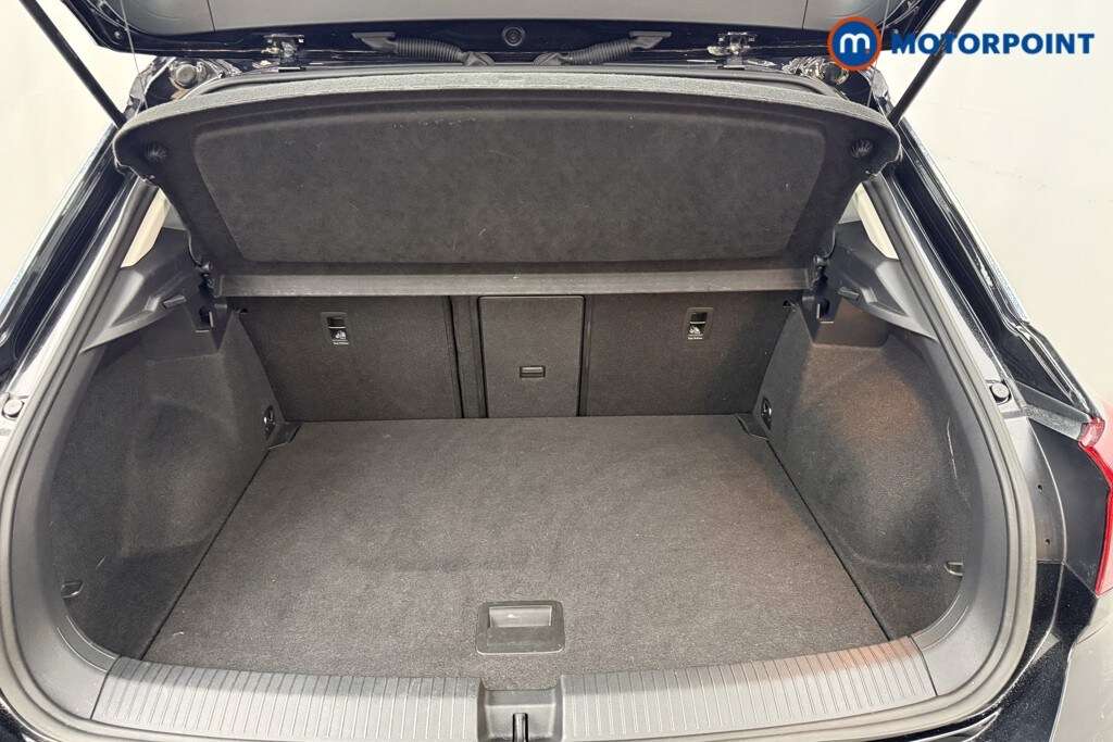 Used Volkswagen T-Roc for sale - 78177030: Photo 28