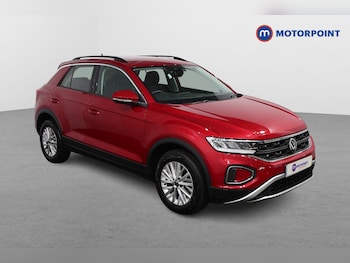 Used Volkswagen T-Roc 2023 for sale - 77791622: Photo