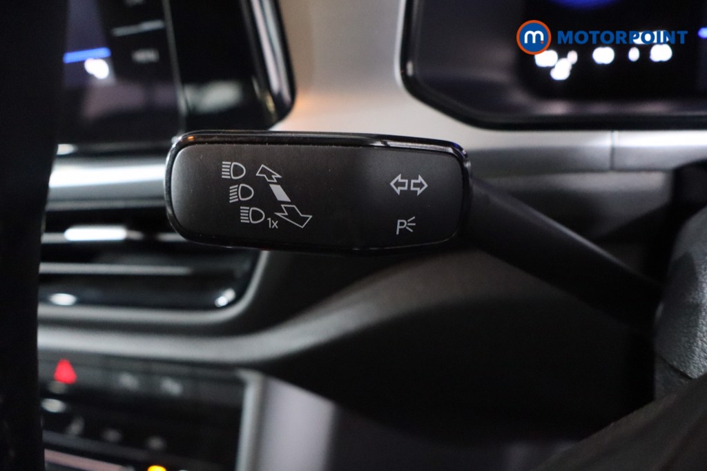 Used Volkswagen T-Roc 2023 for sale - 77791622: Photo 22