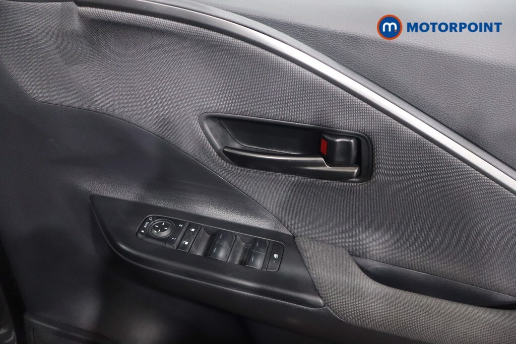 Used Toyota C-HR 2024 for sale - 76682007: Photo 30