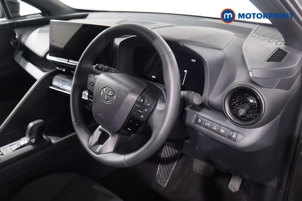 Used Toyota C-HR 2024 for sale - 76682007: Photo 32