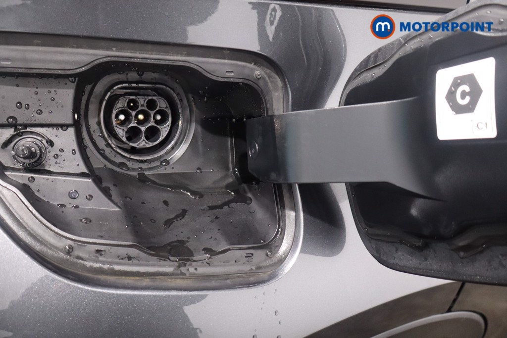 Used Toyota C-HR 2024 for sale - 76682007: Photo 41