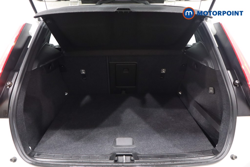 Used Volvo XC40 2020 for sale - 76762736: Photo 46