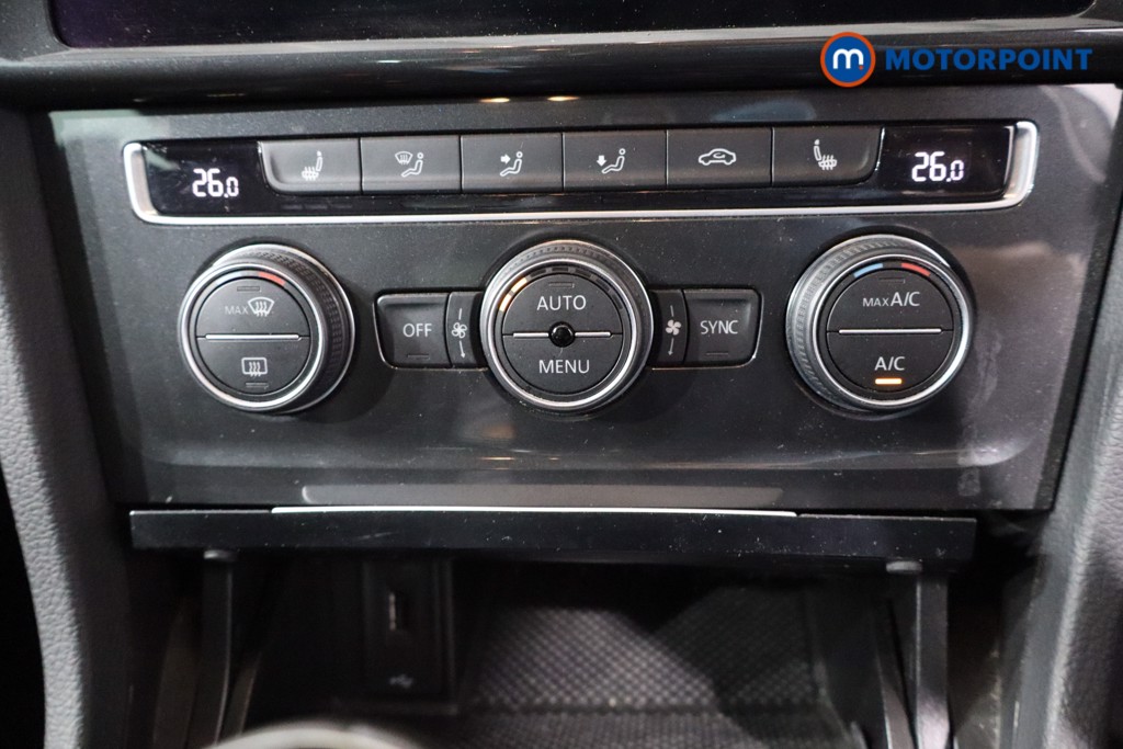 Used Volkswagen Golf 2020 for sale - 76758300: Photo 24