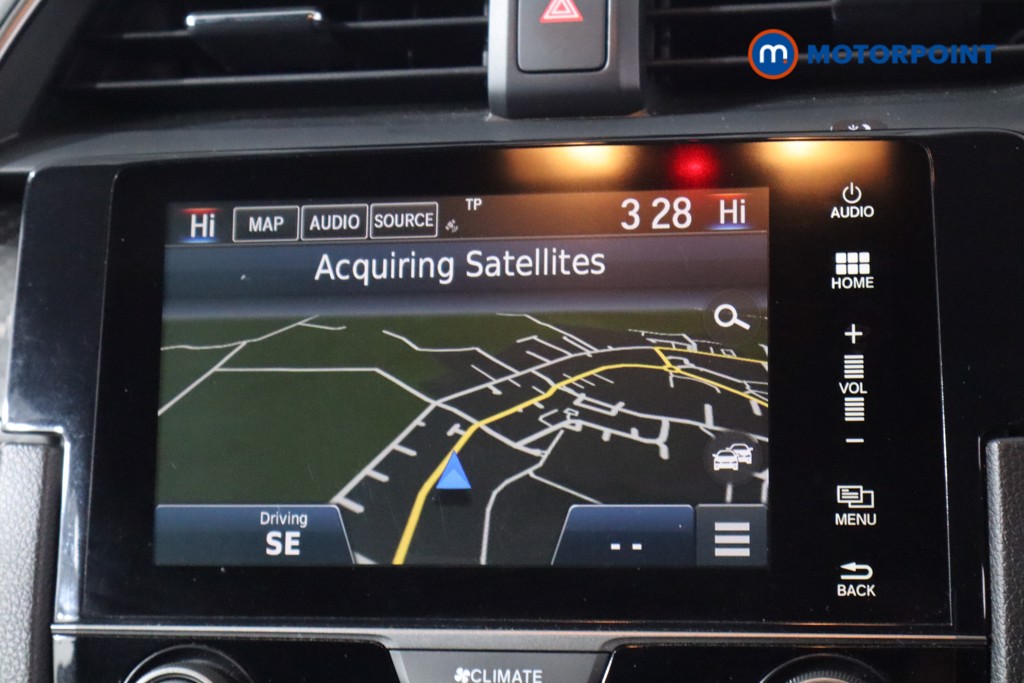 Used Honda Civic 2017 for sale - 76958088: Photo 10