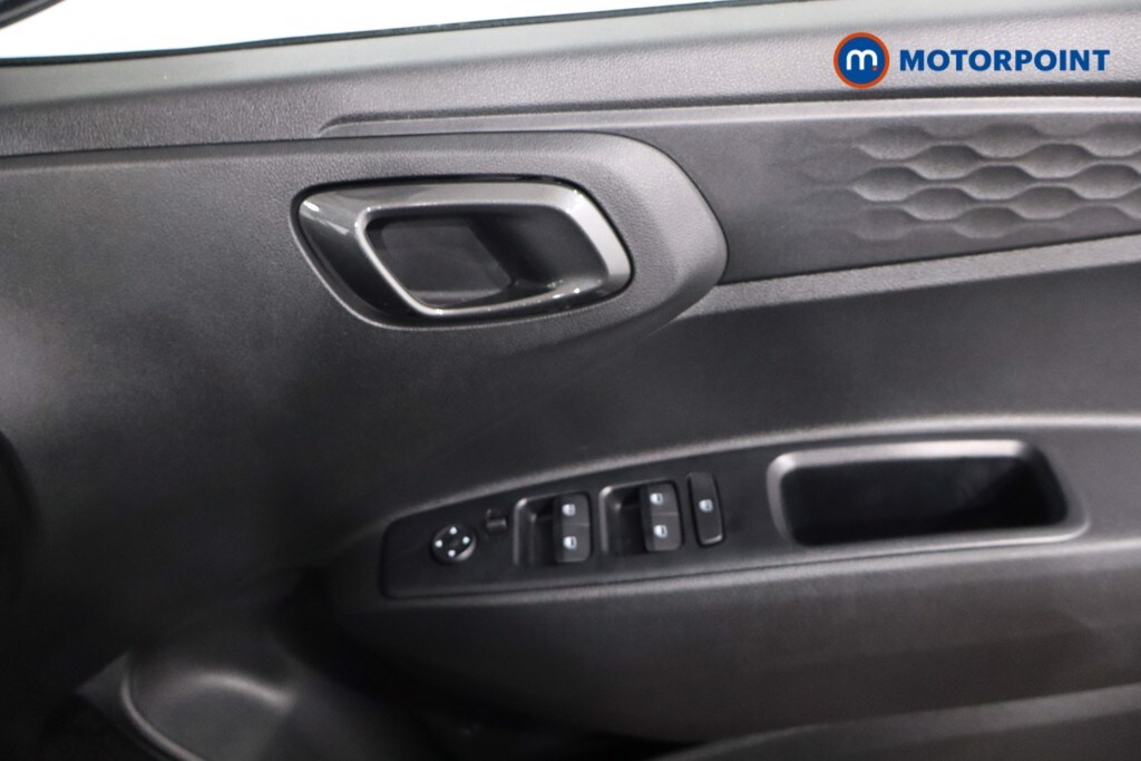 Used Hyundai i10 for sale - 77604372: Photo 30