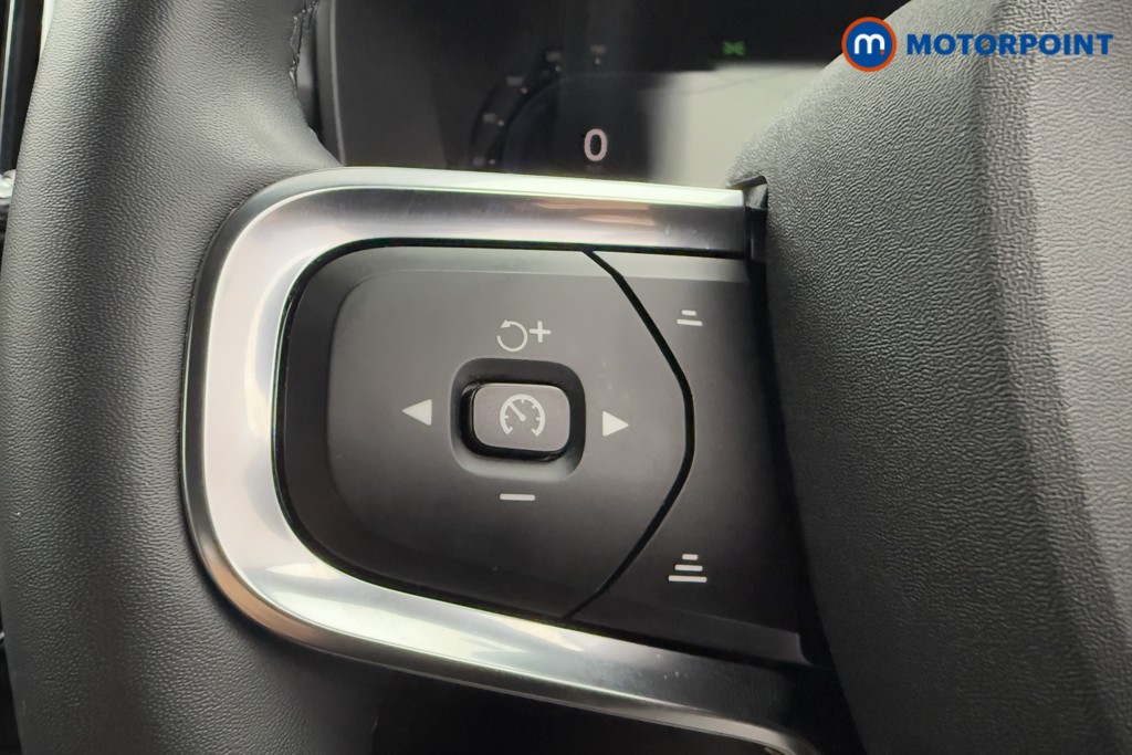 Used Volvo XC40 2022 for sale - 76117854: Photo 11