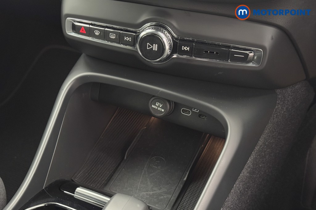 Used Volvo XC40 2022 for sale - 76117854: Photo 17