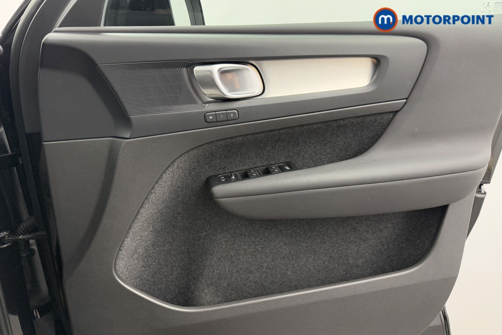 Used Volvo XC40 2022 for sale - 76117854: Photo 21