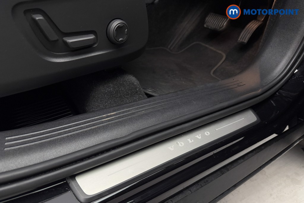 Used Volvo XC40 2022 for sale - 76117854: Photo 23