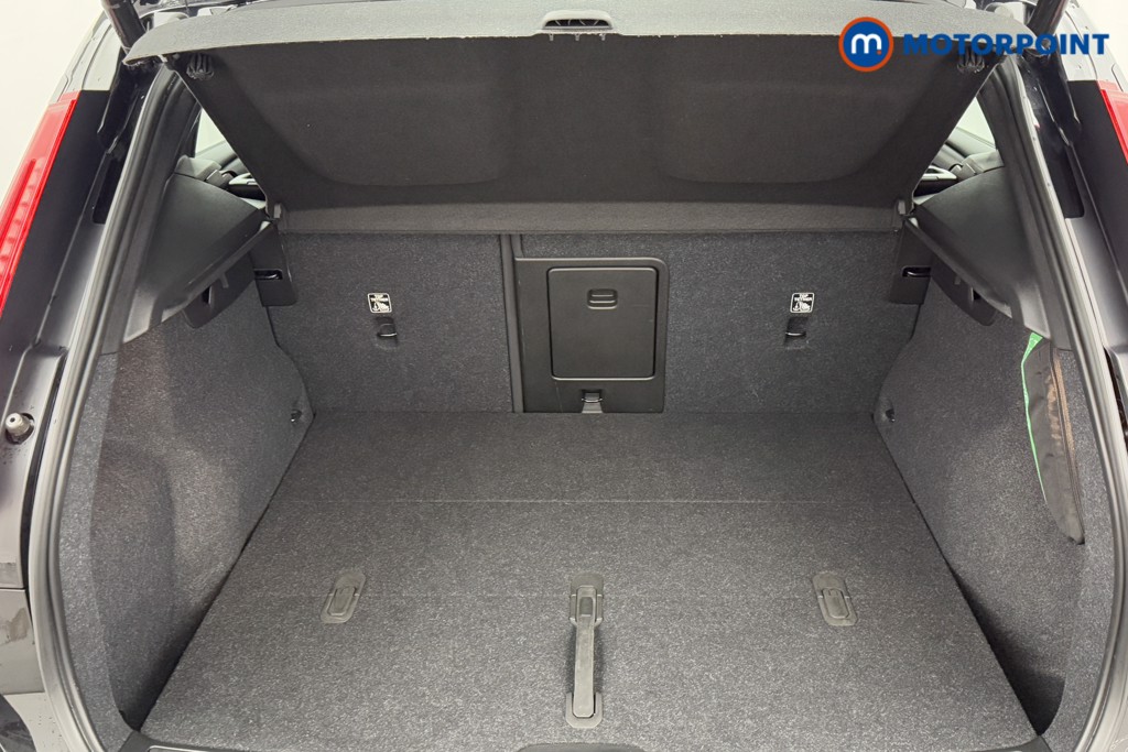 Used Volvo XC40 2022 for sale - 76117854: Photo 32