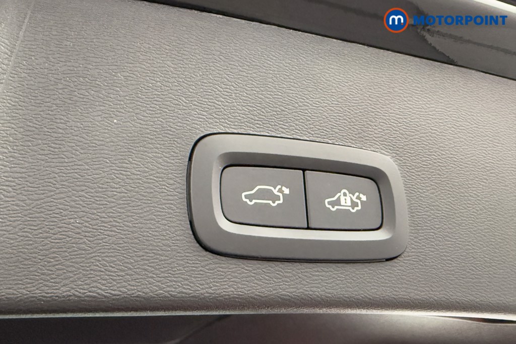 Used Volvo XC40 2022 for sale - 76117854: Photo 34