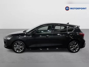Used Ford Focus 2023 for sale - 76545614: Photo