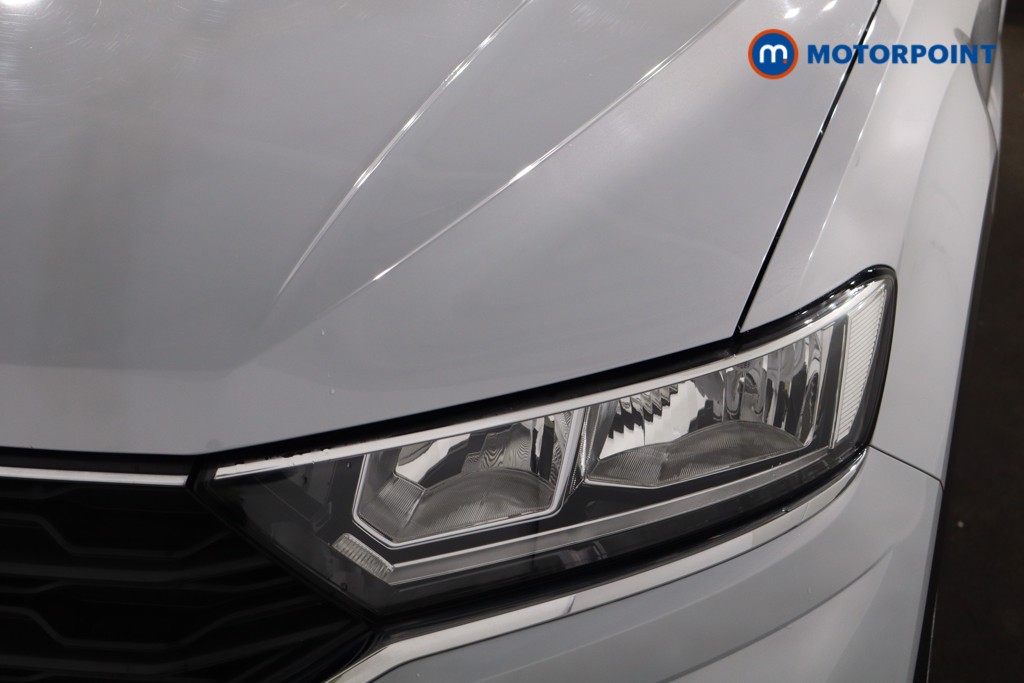 Used Volkswagen T-Roc 2021 for sale - 77327117: Photo 30