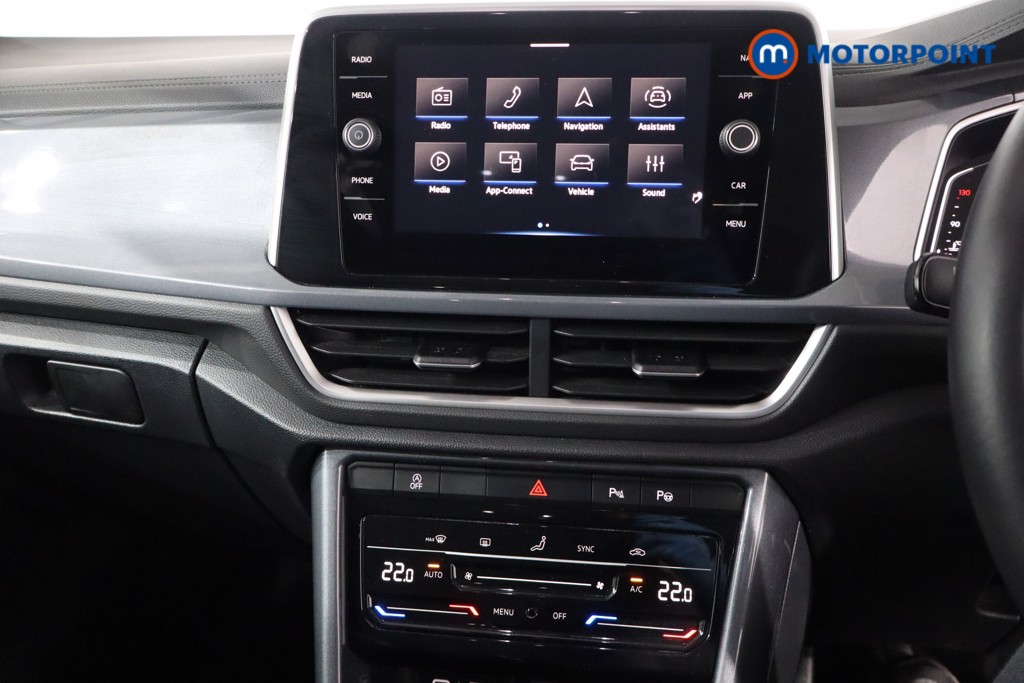 Used Volkswagen T-Roc 2024 for sale - 76545650: Photo 23