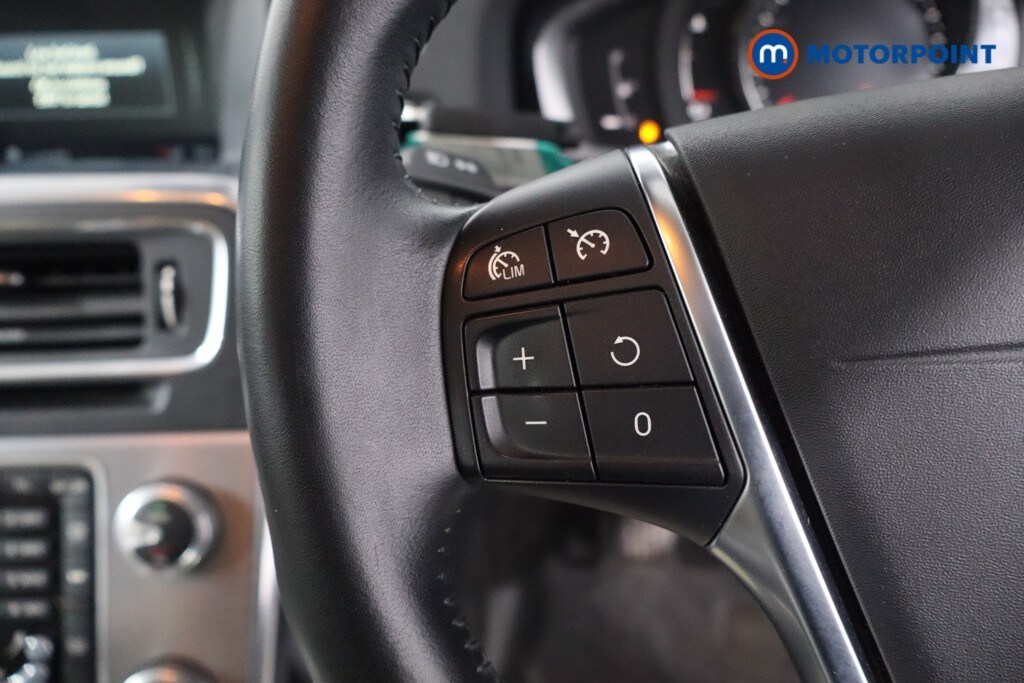 Used Volvo V60 2016 for sale - 78153282: Photo 15