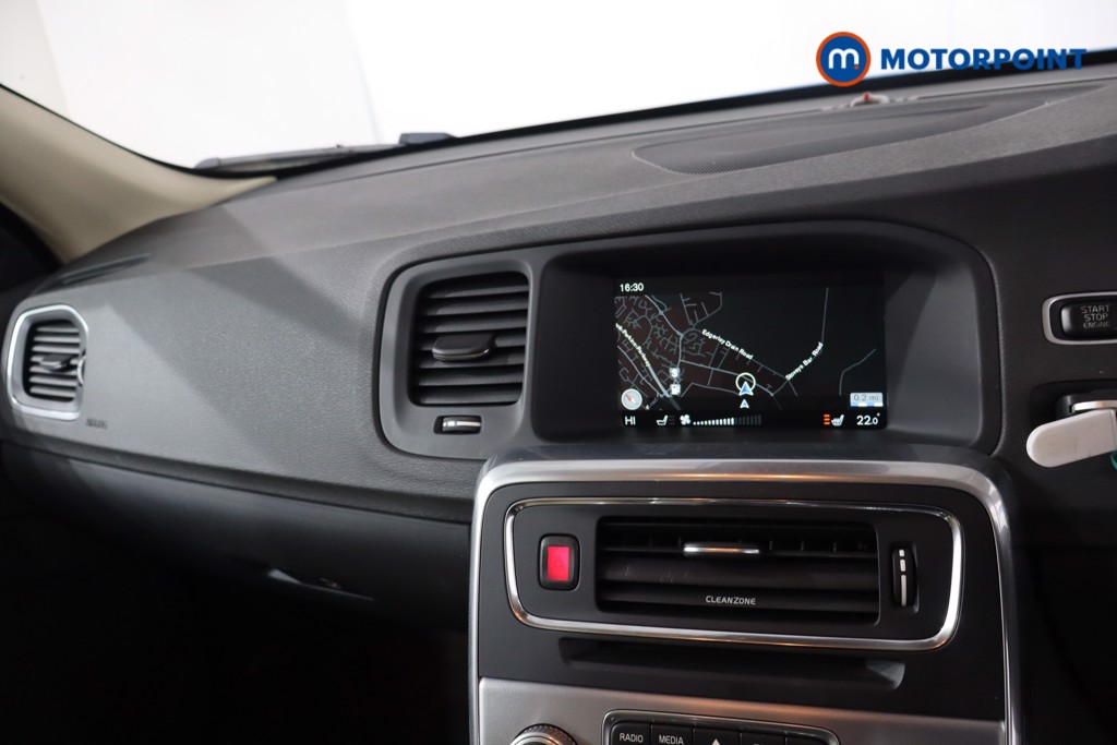 Used Volvo V60 2016 for sale - 78153282: Photo 25