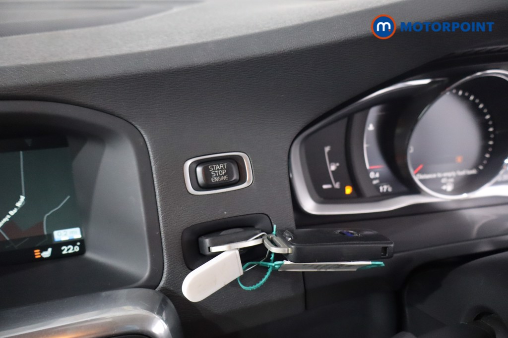 Used Volvo V60 2016 for sale - 78153282: Photo 29