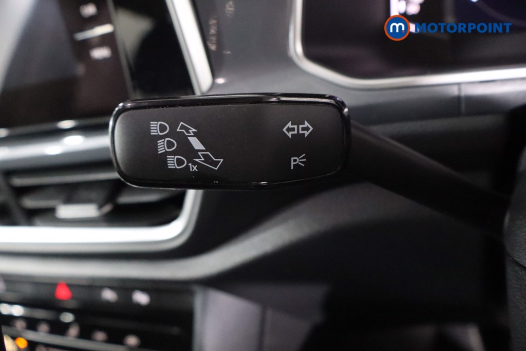 Used Volkswagen T-Roc 2024 for sale - 76287691: Photo 28
