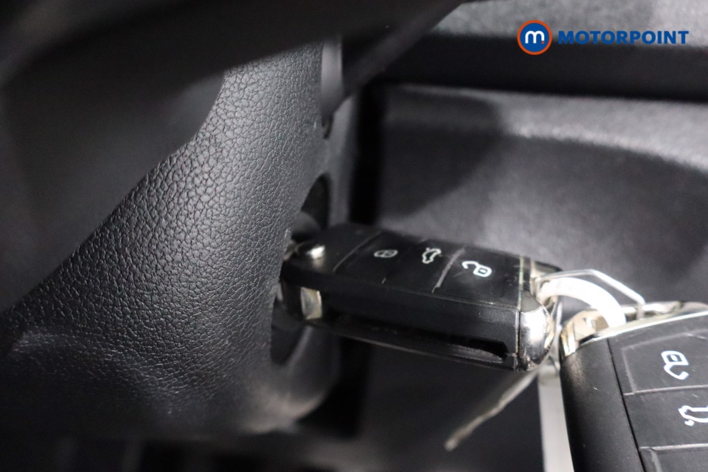 Used Volkswagen T-Roc 2020 for sale - 76394637: Photo 21