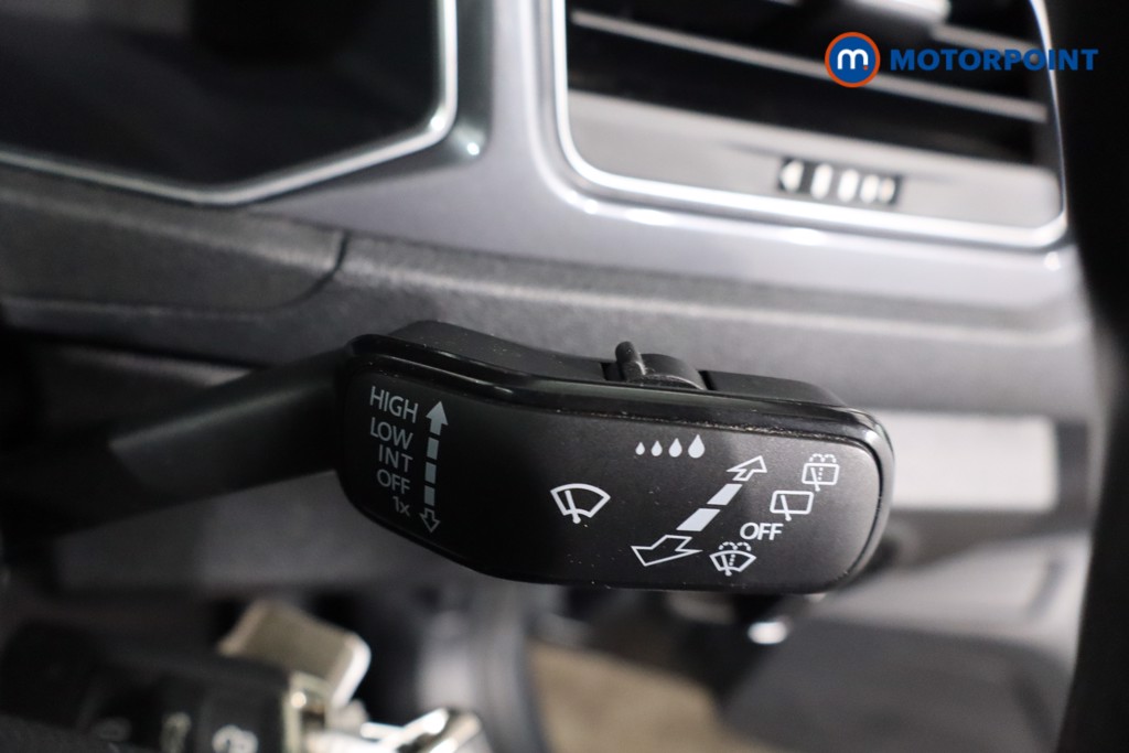 Used Volkswagen T-Roc 2020 for sale - 76394637: Photo 27