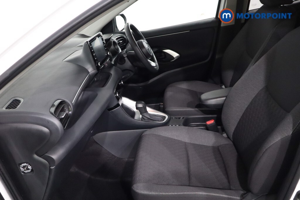 Used Toyota Yaris 2023 for sale - 77639753: Photo 12