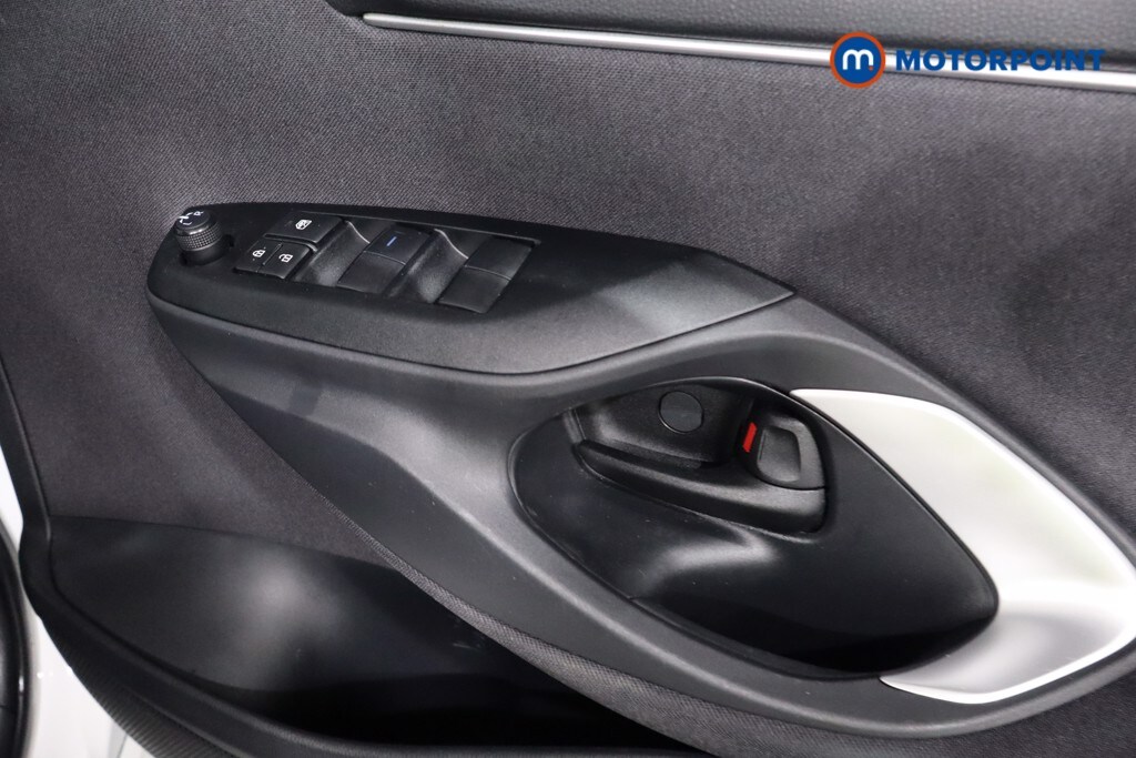 Used Toyota Yaris 2023 for sale - 77639753: Photo 32