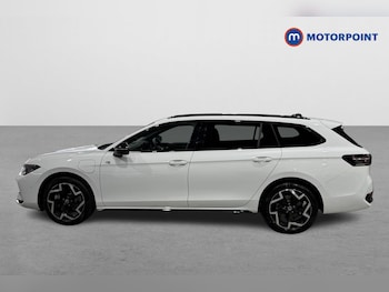 Used Volkswagen Passat 2025 for sale - 79604034: Photo