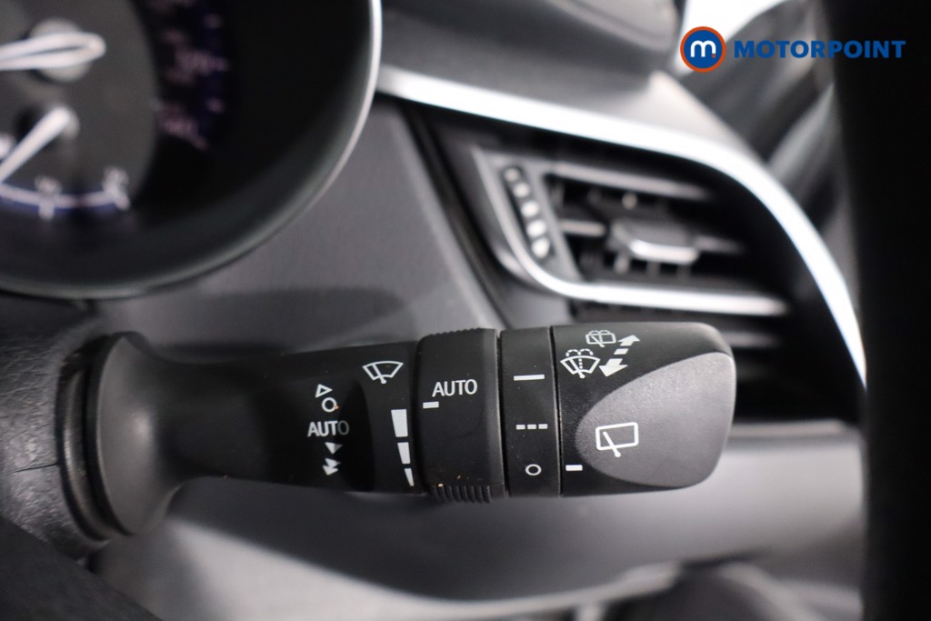 Used Toyota C-HR 2023 for sale - 76463963: Photo 26