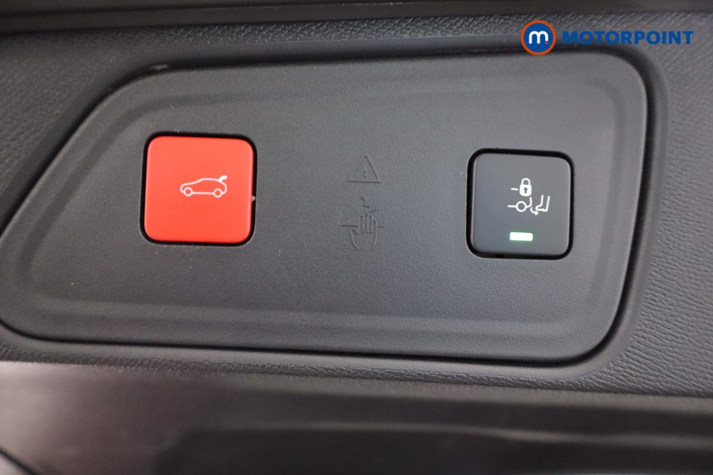 Used Peugeot 3008 2022 for sale - 76638243: Photo 46