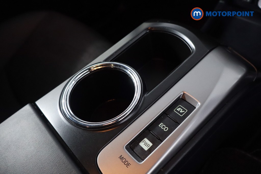 Used Toyota Prius+ 2019 for sale - 77688588: Photo 27