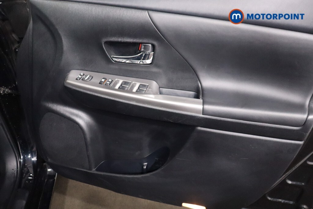 Used Toyota Prius+ 2019 for sale - 77688588: Photo 29