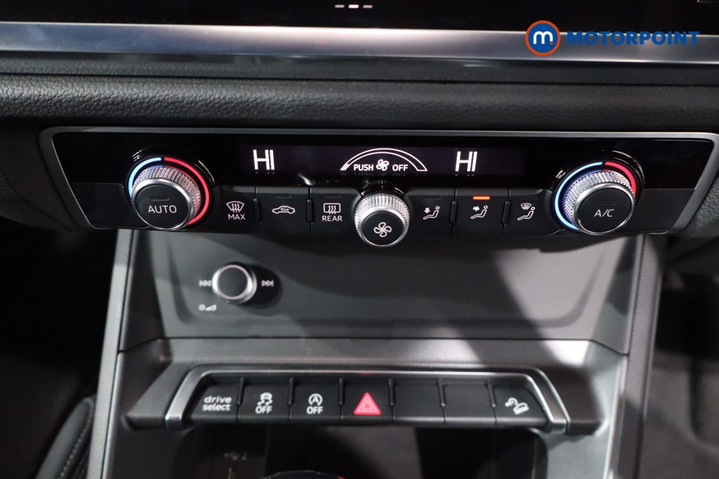 Used Audi Q3 for sale - 76933955: Photo 28