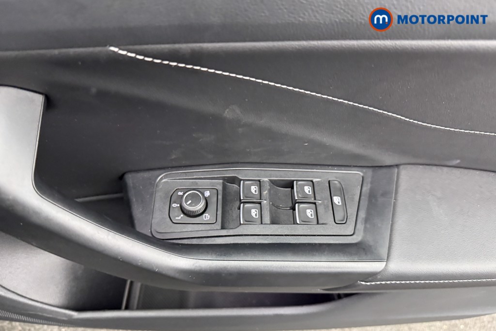 Used Volkswagen T-Roc 2025 for sale - 77407269: Photo 24