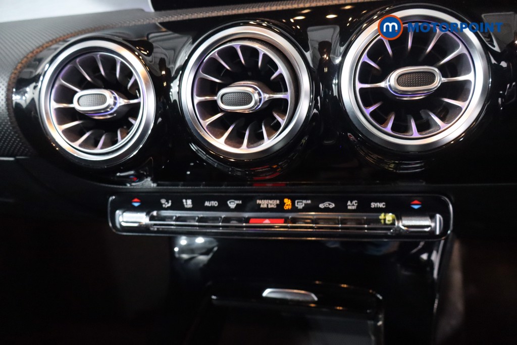 Used Mercedes-Benz A-Class 2018 for sale - 76669000: Photo 28