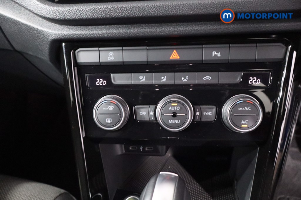 Used Volkswagen T-Roc 2021 for sale - 77998044: Photo 28