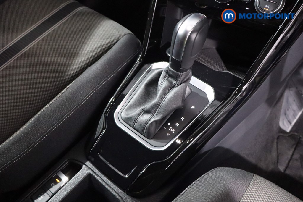 Used Volkswagen T-Roc 2021 for sale - 77998044: Photo 29