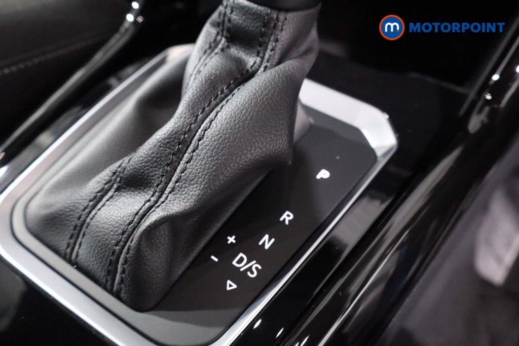 Used Volkswagen T-Roc 2021 for sale - 77998044: Photo 30